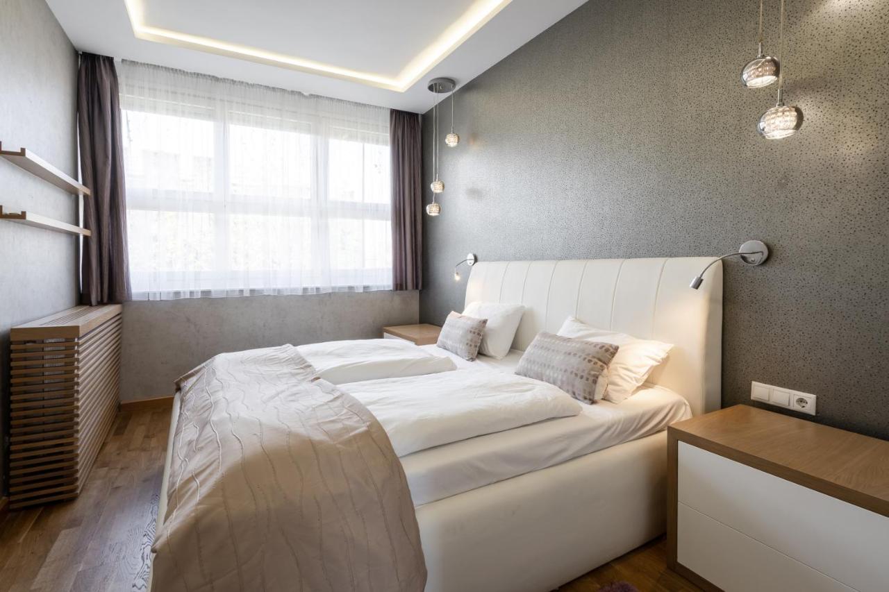 Breathless Basilika View Elegant Flat With Balcony Need Reservation X Free Parking Budapeşte Dış mekan fotoğraf